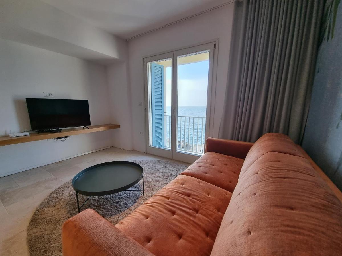 Bella Vista Apartment *